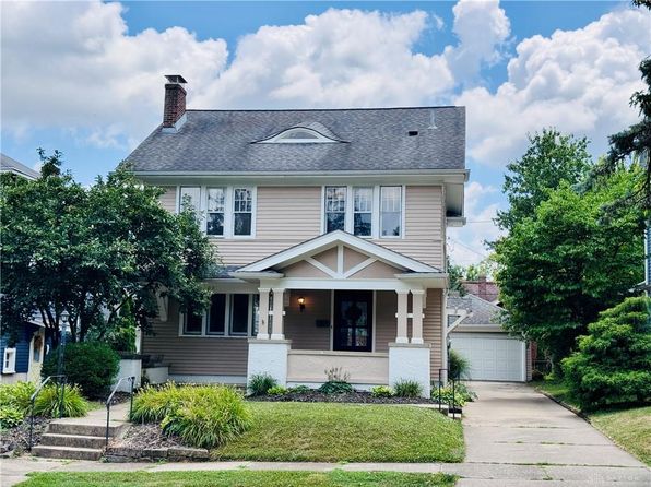 62 E Dixon Ave