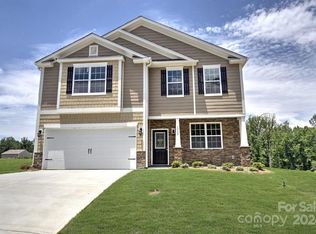 8292 Kennesaw Dr, Gastonia, NC 28056