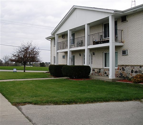105 front view