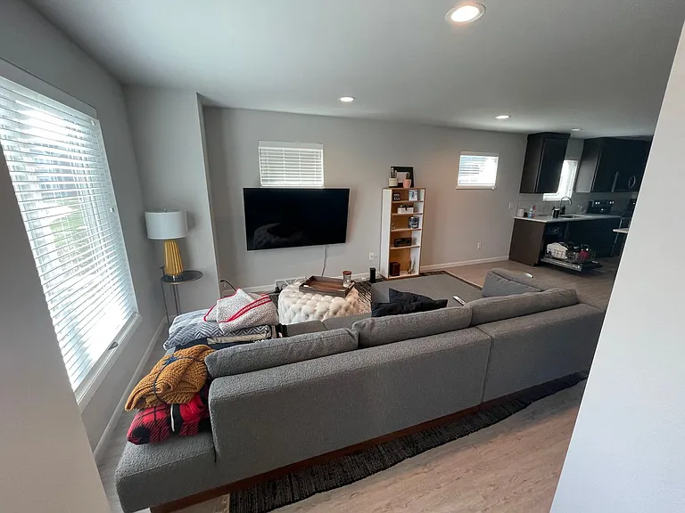 2748 Spark St — Photo 26