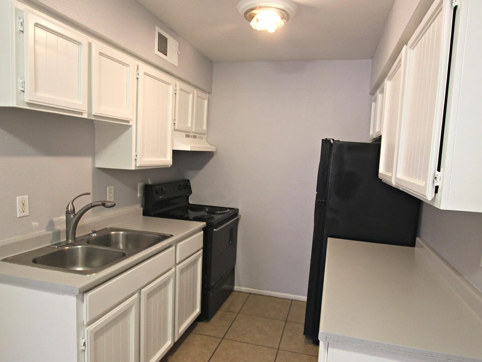 2 bed, 812 sqft, $1,095 — Photo 4