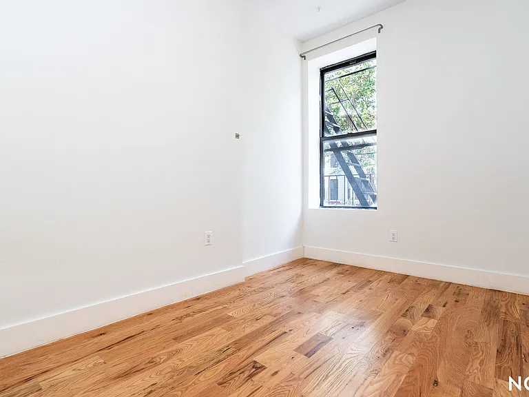 57 Grove St #3B — Photo 9