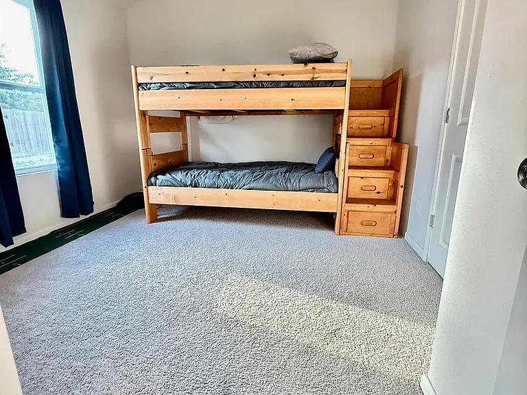 302 Del Monte Dr — Photo 32