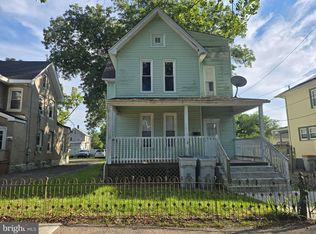 715 E Montrose St, Vineland, NJ 08360