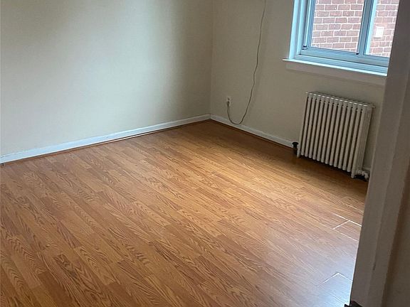 3rd image of 7060 260th St