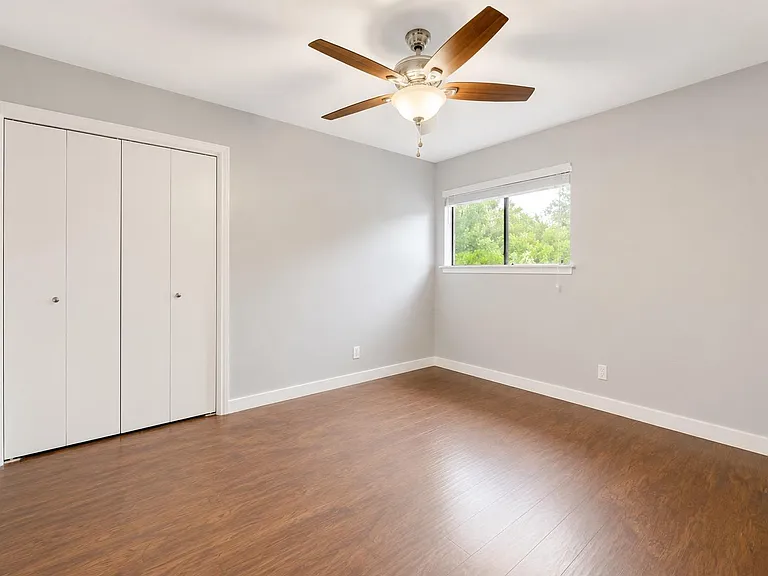 305 Starbright Dr — Photo 13