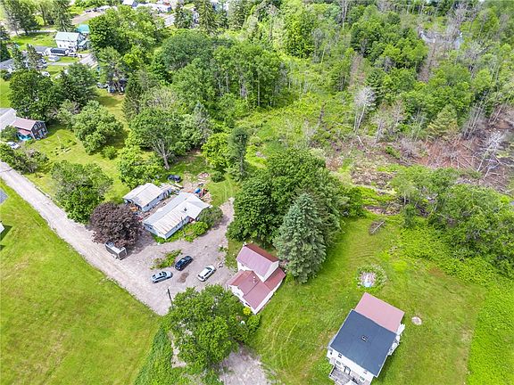 4th image of 11 Kilts Rd