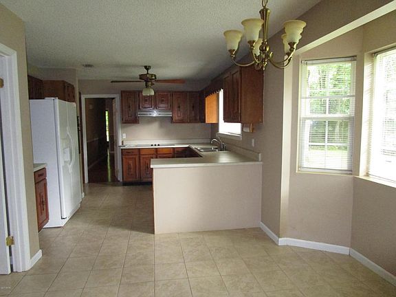 3rd image of 4393 Angela Dr