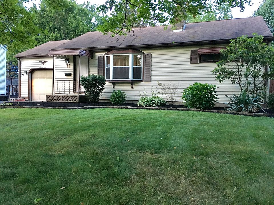 1st image of 71 Hood Dr
