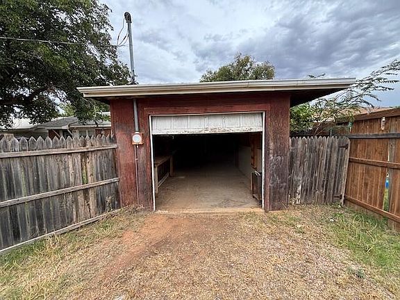 2nd image of 2809 63rd St