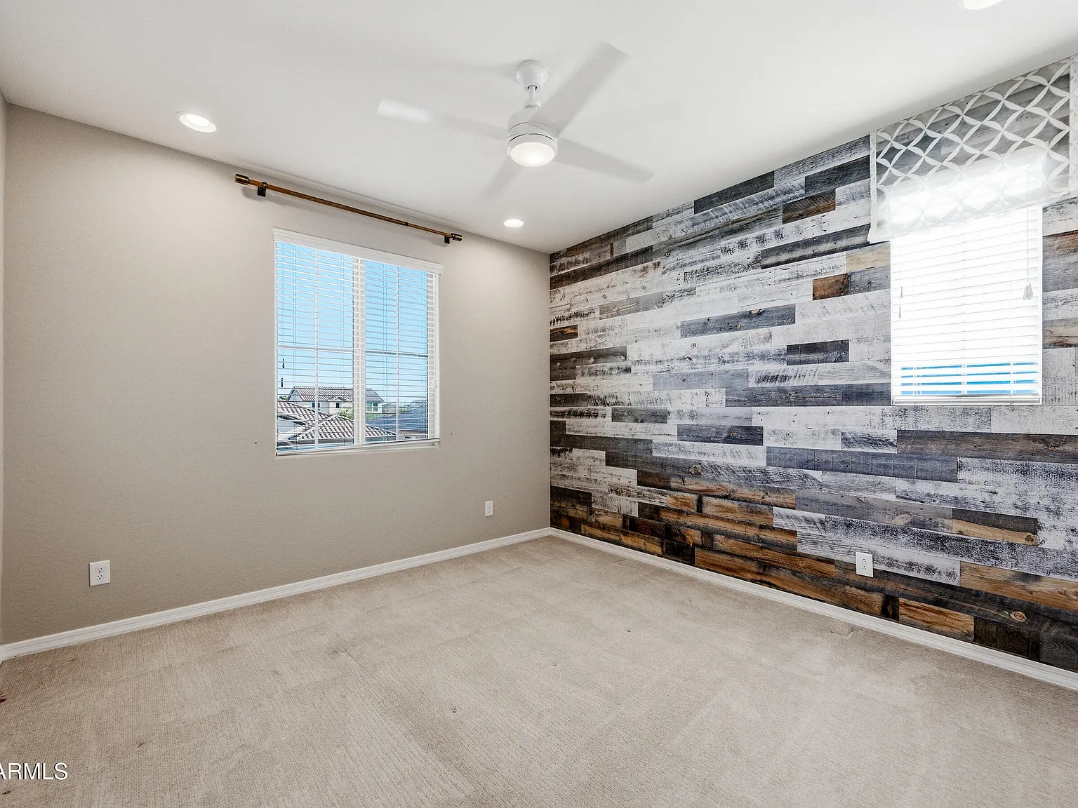 4 bed, 3.5 bath, 3528 sqft, $3,900 — Photo 4