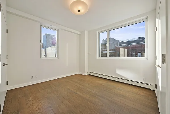 Rented by Nest Seekers International | media 31