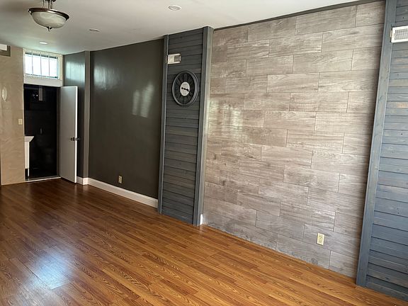 2nd image of 2108 S Rosewood St