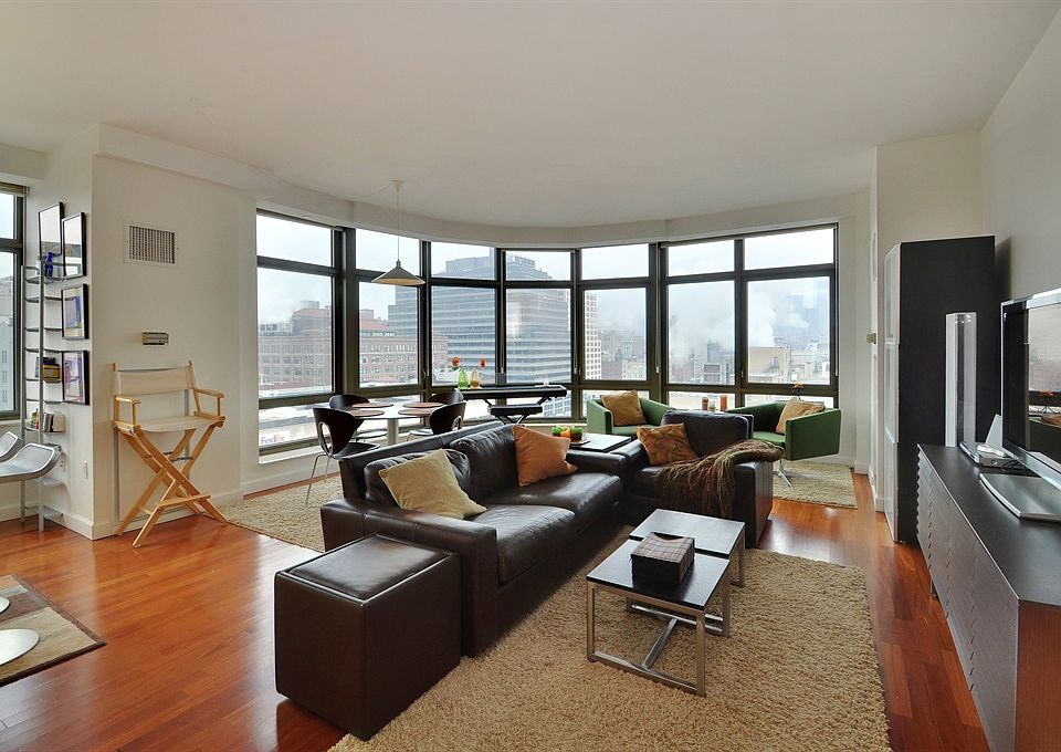 1st image of 1 Morton Sq APT 11BE