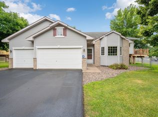 25703 Freeport Ave, Wyoming, MN 55092