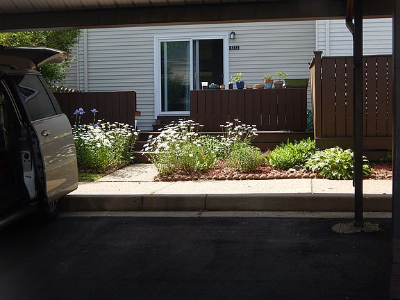 3rd image of 3272 Alpine Dr