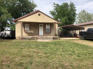 203 S Hoyne Ave, Fritch, TX 79036
