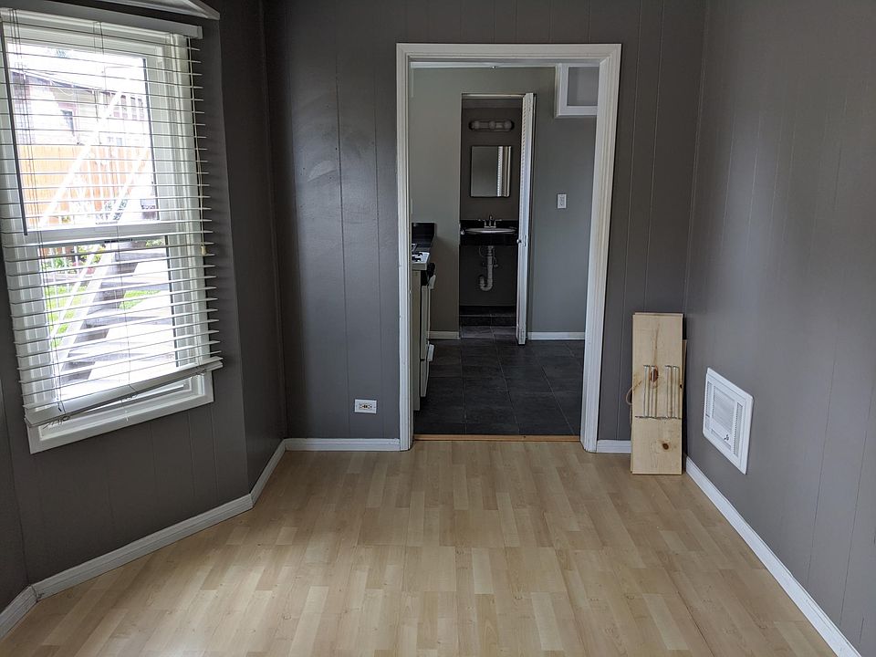 1st image of 4012 Georgia St