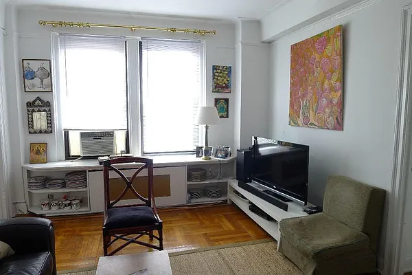 Rented by Corcoran | media 7
