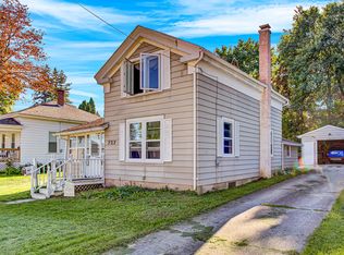 727 Detroit St, Sheboygan Falls, WI 53085