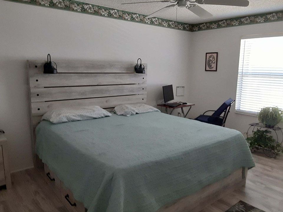 1st image of 2835 Barboza Dr