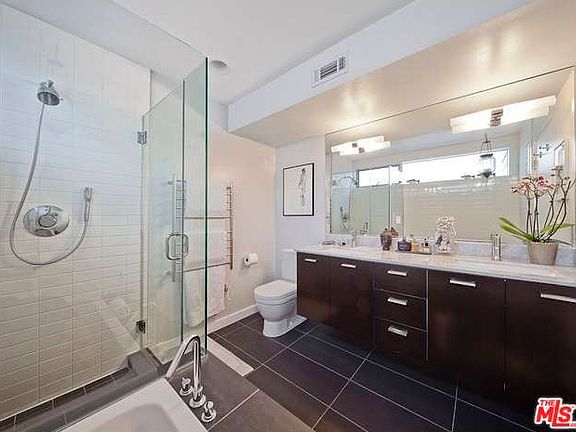5th image of 4282 Perlita Ave