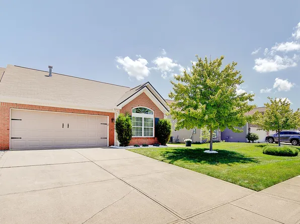 1451 Colony Park Dr, Greenwood, IN 46143