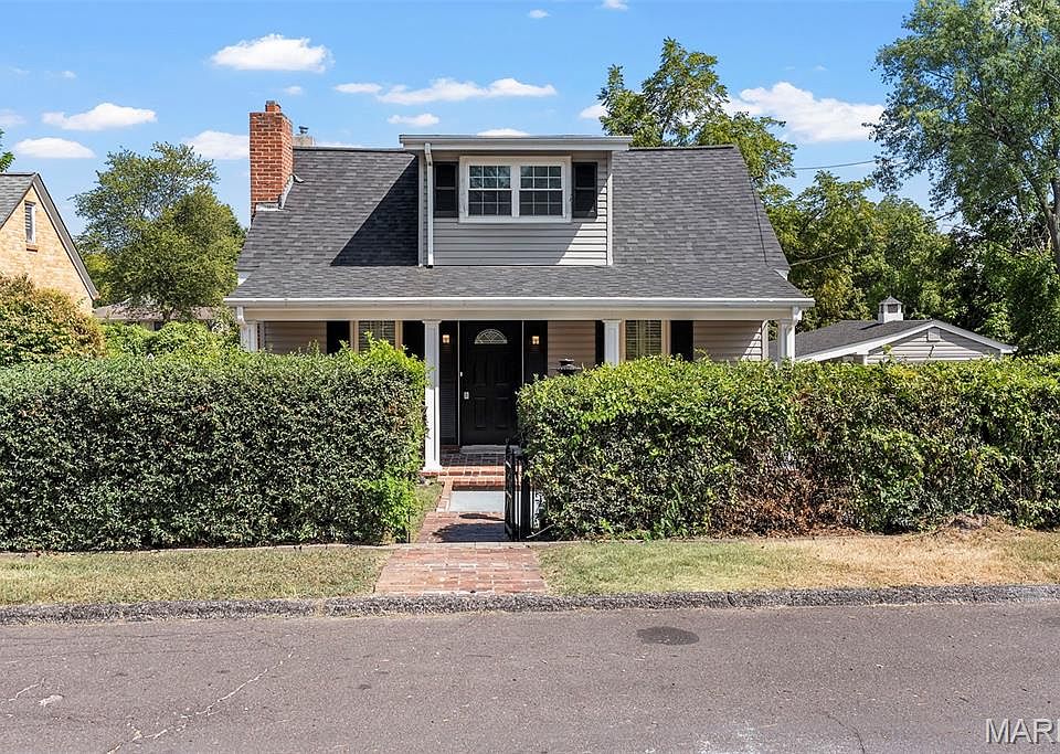 1st image of 2318 Burns Ave