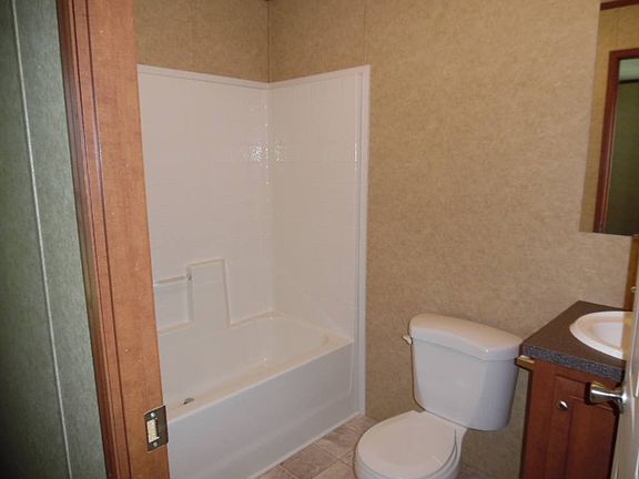 4th image of 2937 Mallow St #548