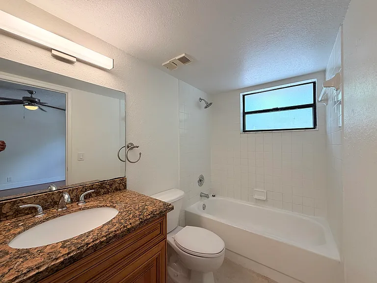 1541 Windorah Way #E — Photo 22