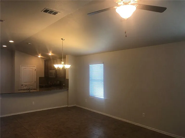188 Brockston Dr — Photo 7