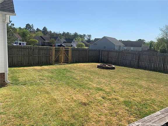 4th image of 275 Sanford Ct