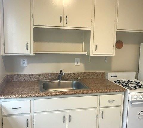 4th image of 29 Orchard Ave APT 9