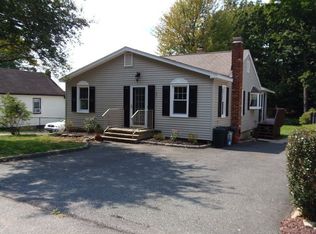 103 New Jersey Ave, Lake Hopatcong, NJ 07849