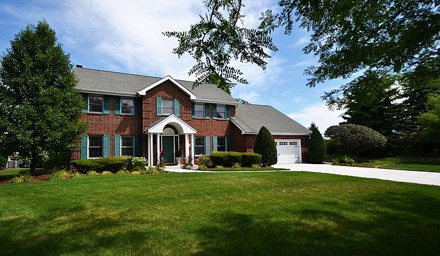 1st image of 7202 Southwick Dr