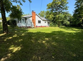 1067 Charles Ave, Flint, MI 48505