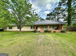 326 Pine Island Rd, Waycross, GA 31503