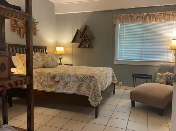 (undisclosed Address), Keaau, HI 96749