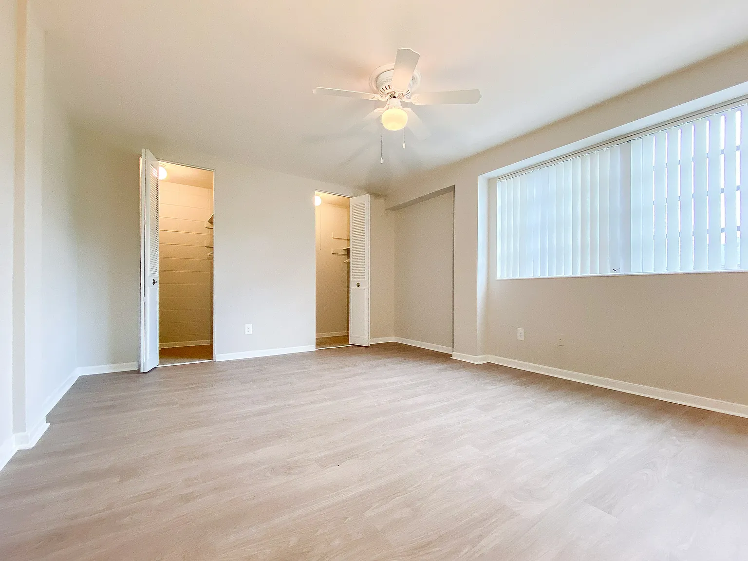 Park East - Park Knowles Apartments — Photo 4