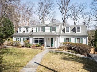 7301 Burdette Ct, Bethesda, MD 20817