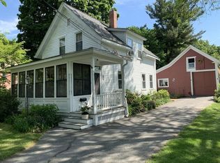 31 Church St, Merrimac, MA 01860