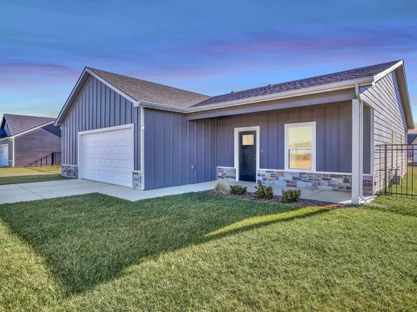 1410 Curtiss Dr, McPherson, KS 67460