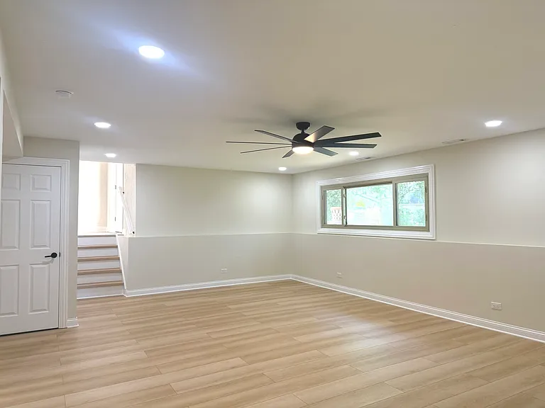 425 Carriage Hill Rd — Photo 27