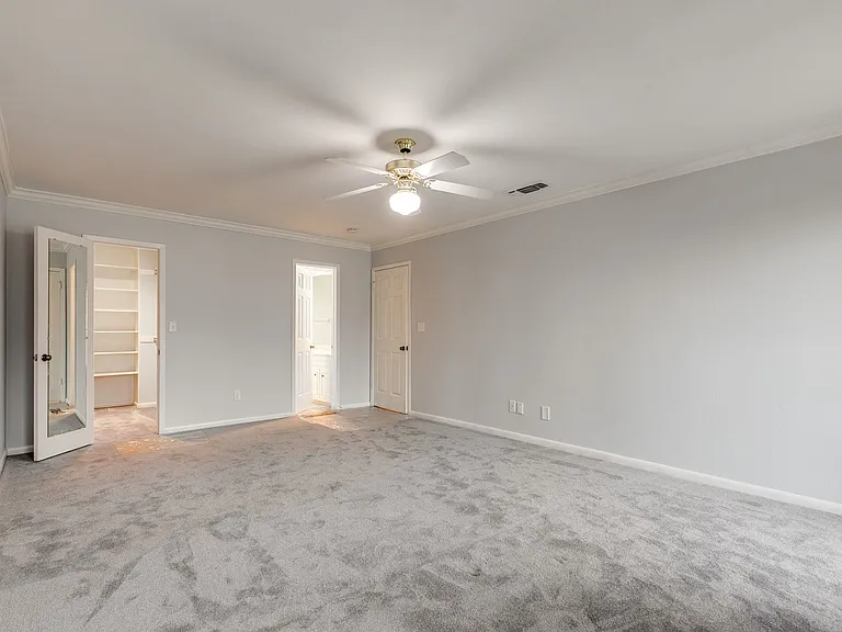 2611 Eisenhauer Rd #903 — Photo 15