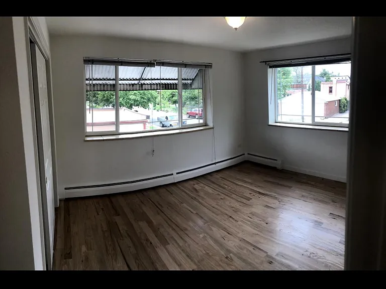 909 S Pearl St #204 — Photo 8