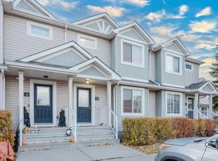6032 38th Ave NW #30, Edmonton, AB T6L0A4