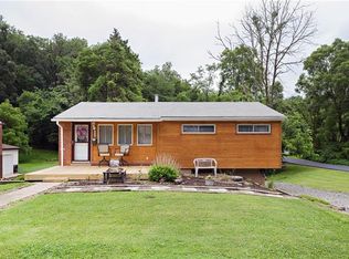 4846 Hialeah Dr, Pittsburgh, PA 15239