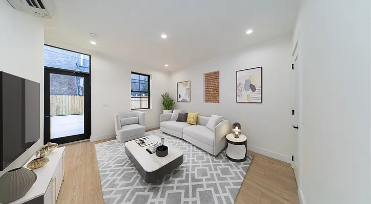 Rented by Platinum Properties | media 9