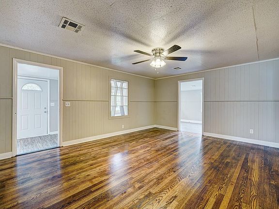 Original wood floors!