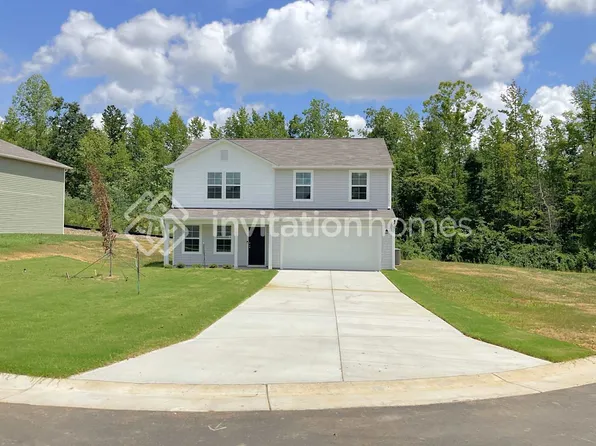 102 Weller Ln, Thomasville, NC 27360